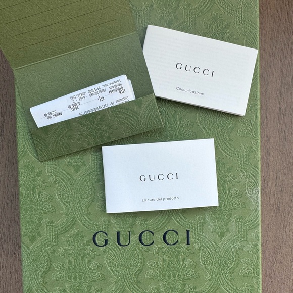 Women’s Gucci Ace Sneaker with Bee size 38 - Picture 3 of 11